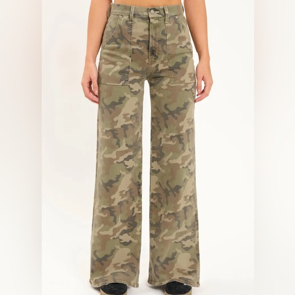 Daze Denim Denim - Daze Denim Far Out High Waist Wide Leg Jeans Camo